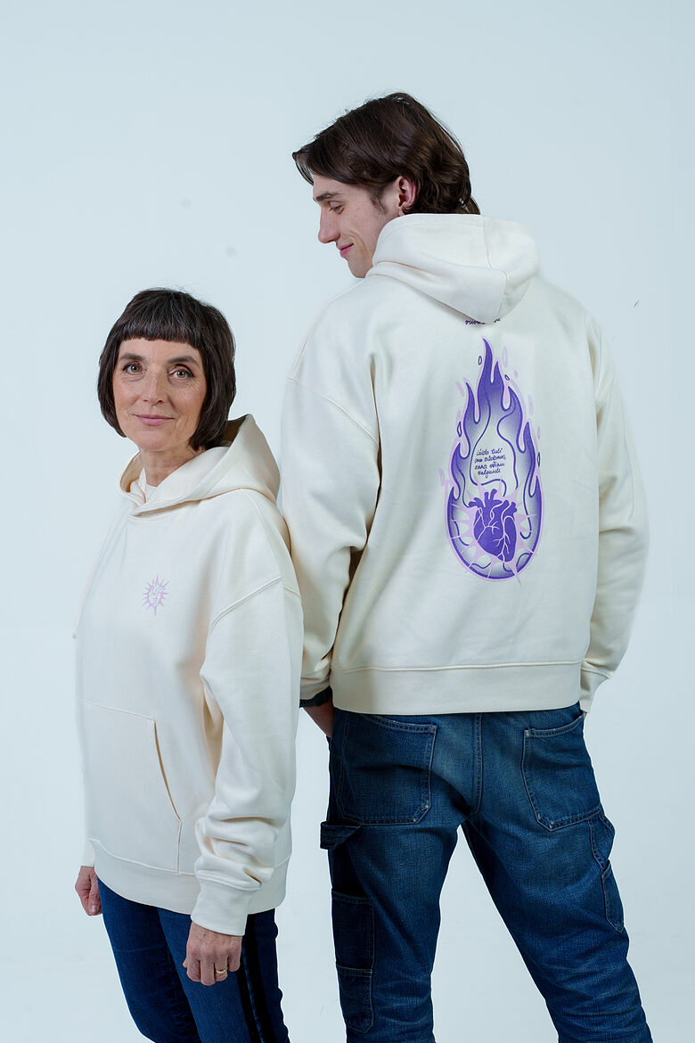 “Läida tuli oma südames” 🔥 unisex KAPUUTSIGA PUSA naturaalne